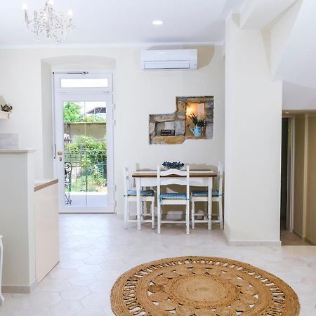Amazing Pied-A-Terre On The Adriatic Coast Apartment อิซอลา ภายนอก รูปภาพ